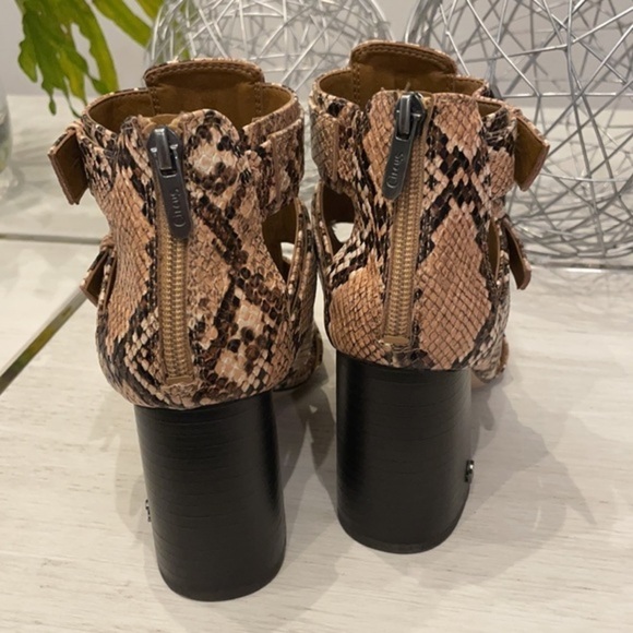 Circus by Sam Edelman Ezra Sandal - Picture 5 of 6